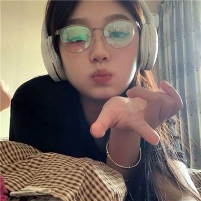 爱与自由封面